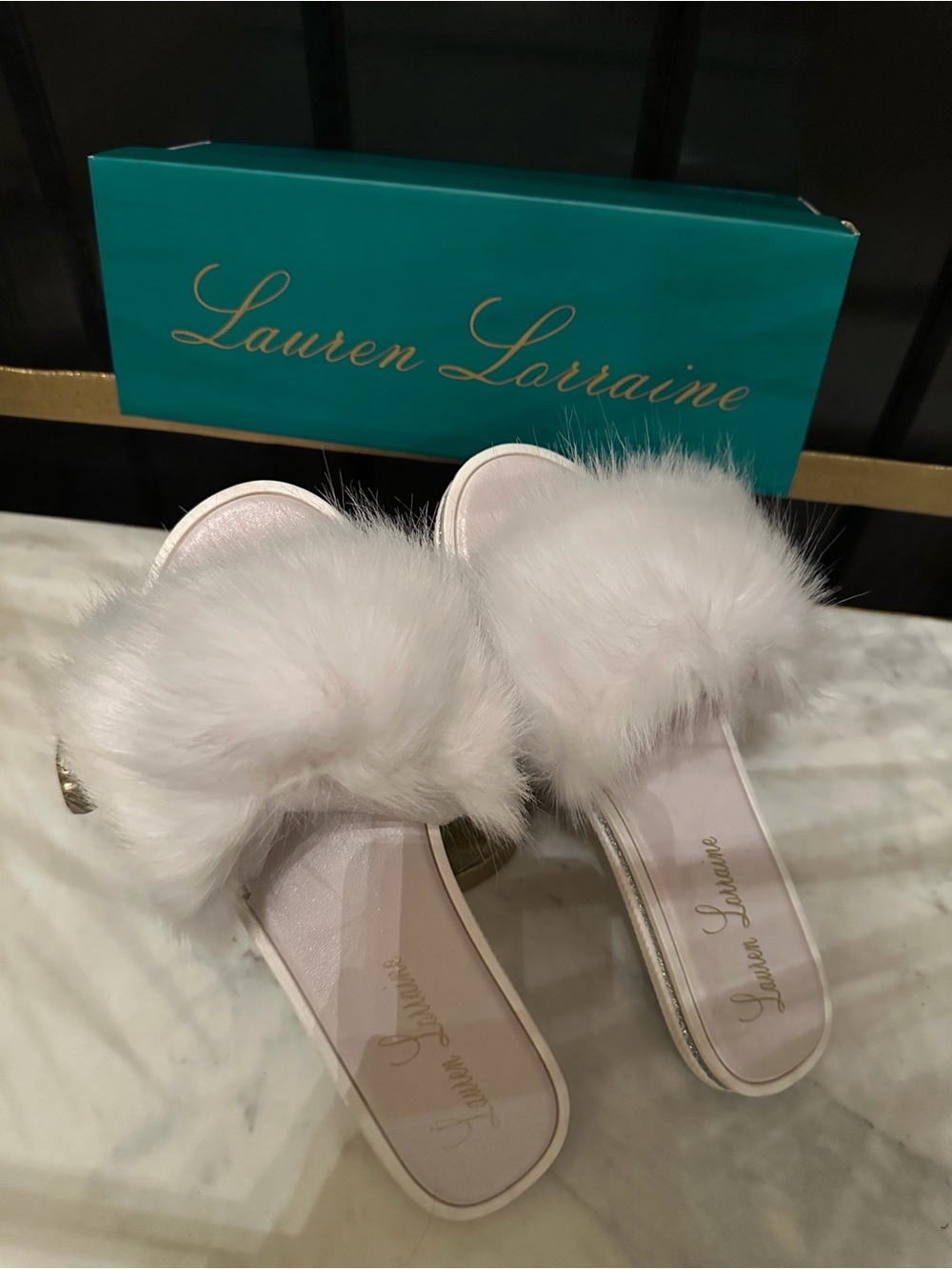 NIB Lauren Lorraine White Fur Crystal Slide Bride Wedding Slippers Shoes Medium